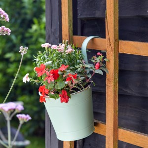 Fence & Balcony Pot